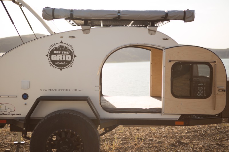 Camper by the water of irvine lake